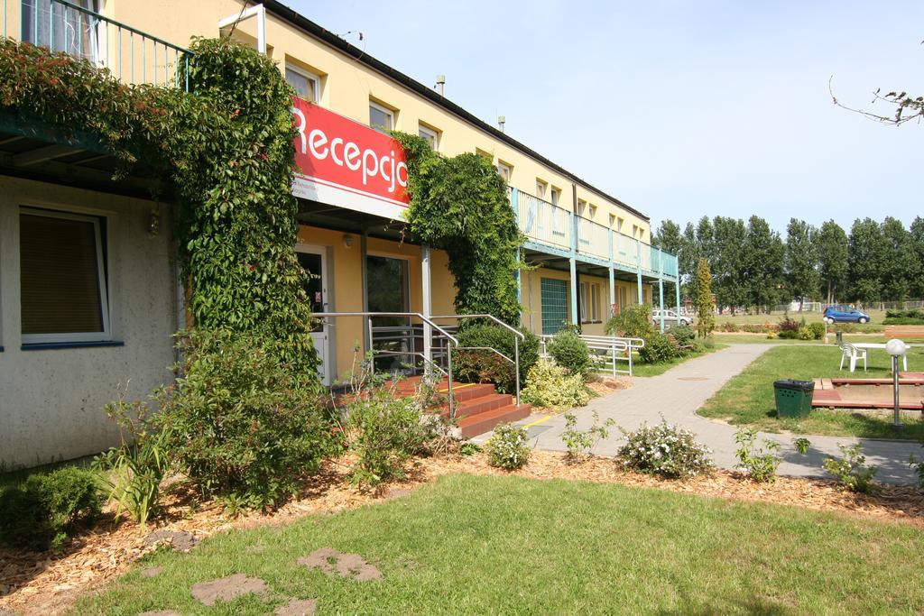 Hotel Sophia Bryza - Centrum Rehabilitacji I Wypoczynku Sarbinowo Esterno foto