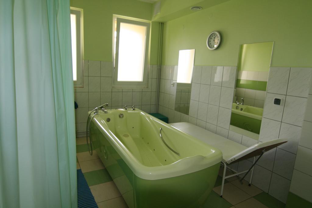 Hotel Sophia Bryza - Centrum Rehabilitacji I Wypoczynku Sarbinowo Esterno foto
